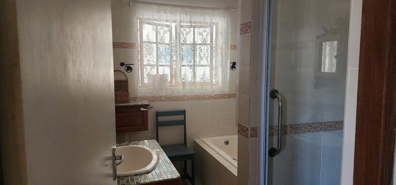 5 Bedroom Property for Sale in Albertinia Western Cape